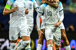 开云体育在线-英格兰强势德国，穆勒三分雨点燃全场的简单介绍