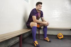 开云在线直播-哈登关键回合不手软，湖人横扫山西队，当个人英雄主义遇上团队胜利