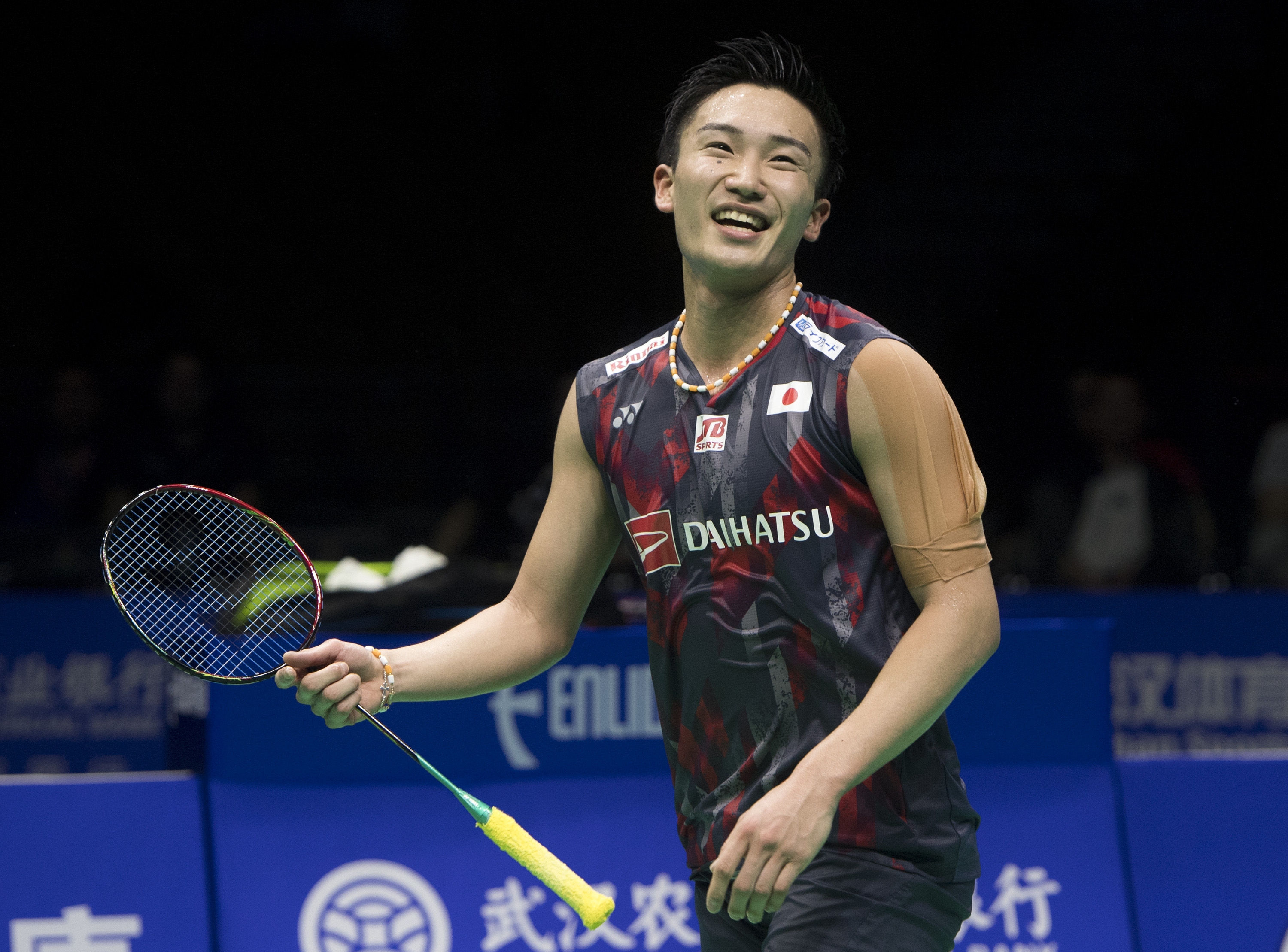 日本羽毛球队力克印度羽毛球队,桃田贤斗制霸全场的简单介绍 日本羽毛球队力克印度羽毛球队,桃田贤斗制霸全场的简单介绍