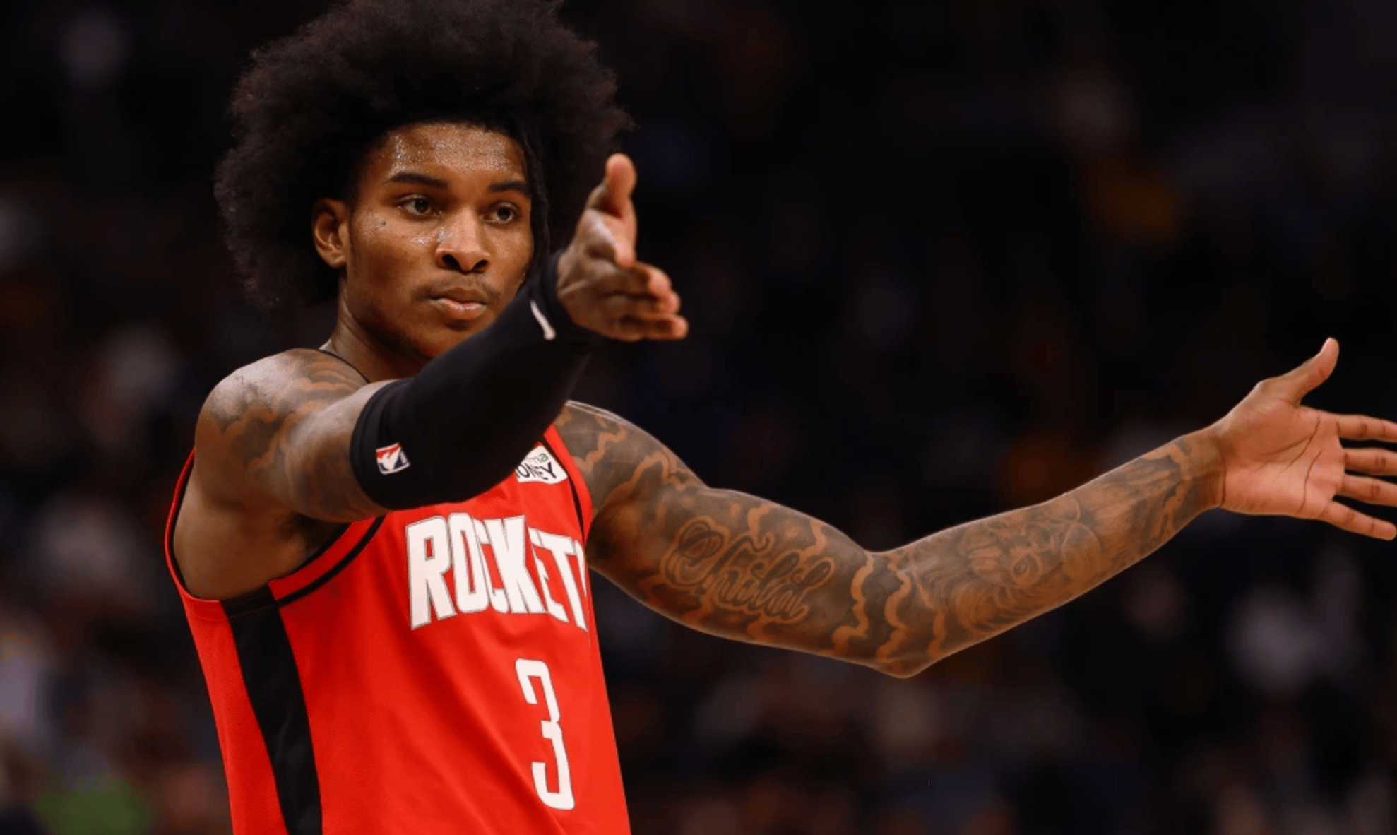 中国男篮强势凯尔特人，波特完成帽子戏法