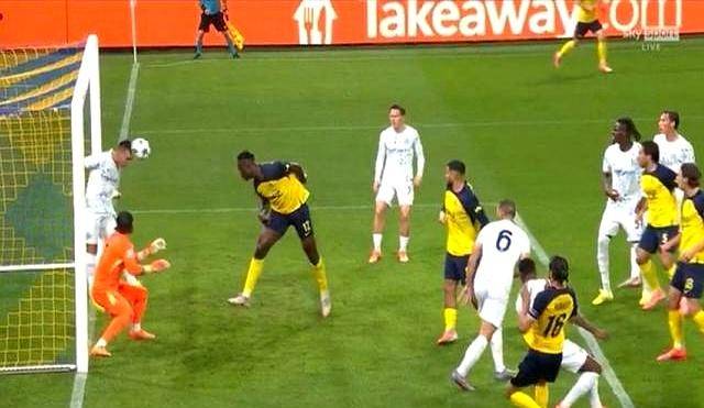 包含柏林赫塔主场惊险获胜，全队发挥出色的词条