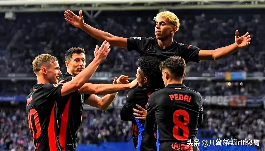 包含足球比赛谁主沉浮？球队实力对决引发热议的词条