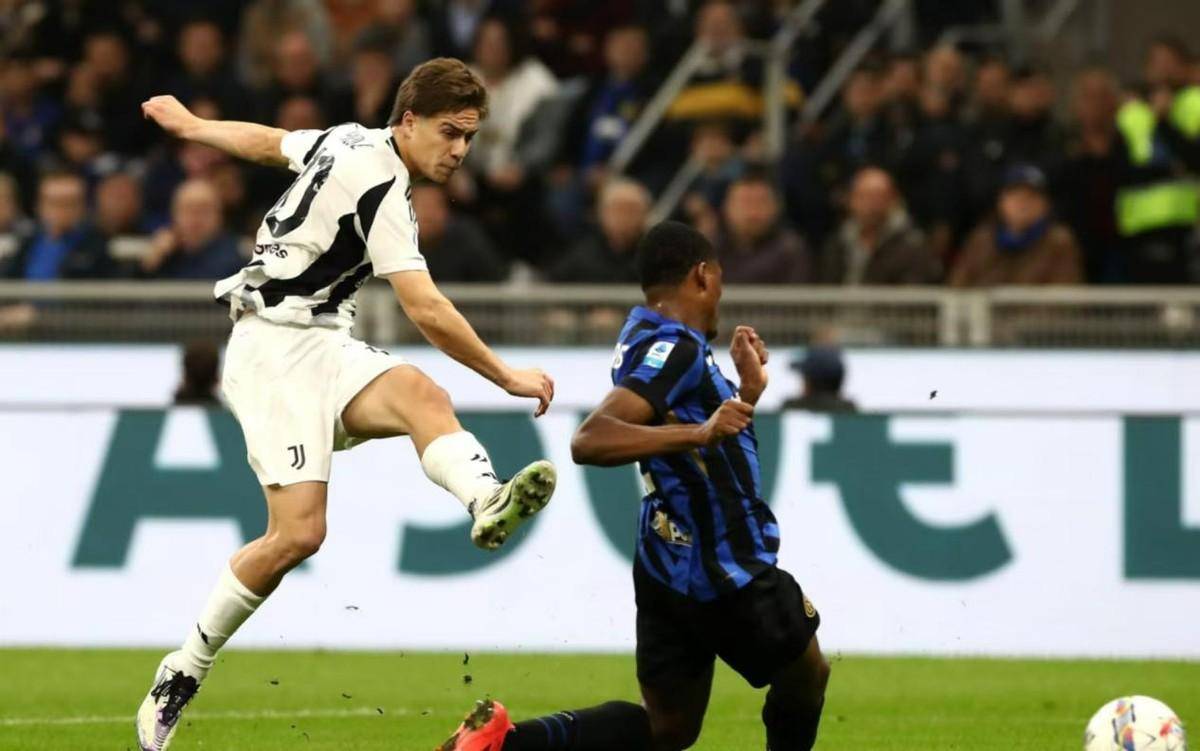 那不勒斯主场击败对手，稳坐前列的简单介绍