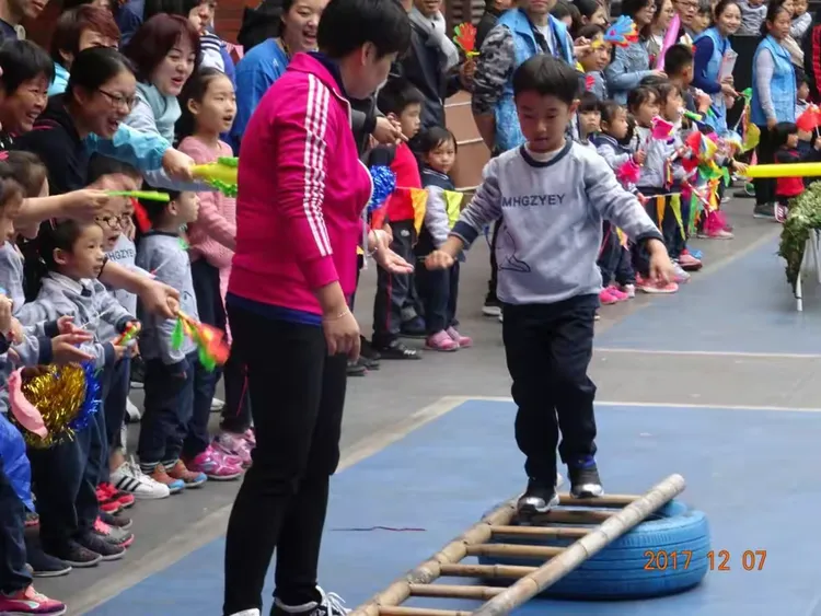 泰国队员斗志昂扬，实力不凡夺魁比赛