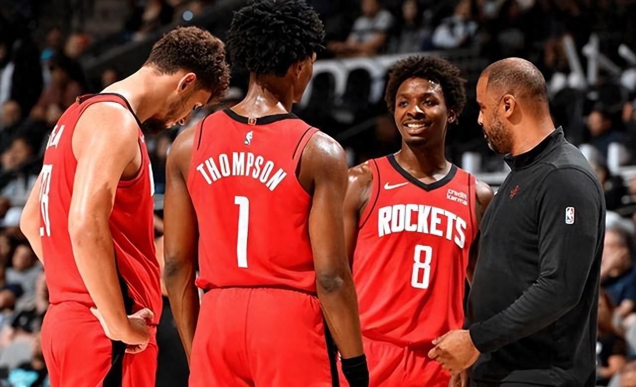 灰熊队新秀再次爆发轻松获胜