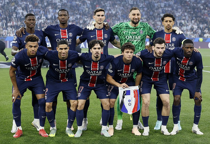 包含巴黎圣日耳曼再次晋级，欧冠赛场表现抢眼的词条