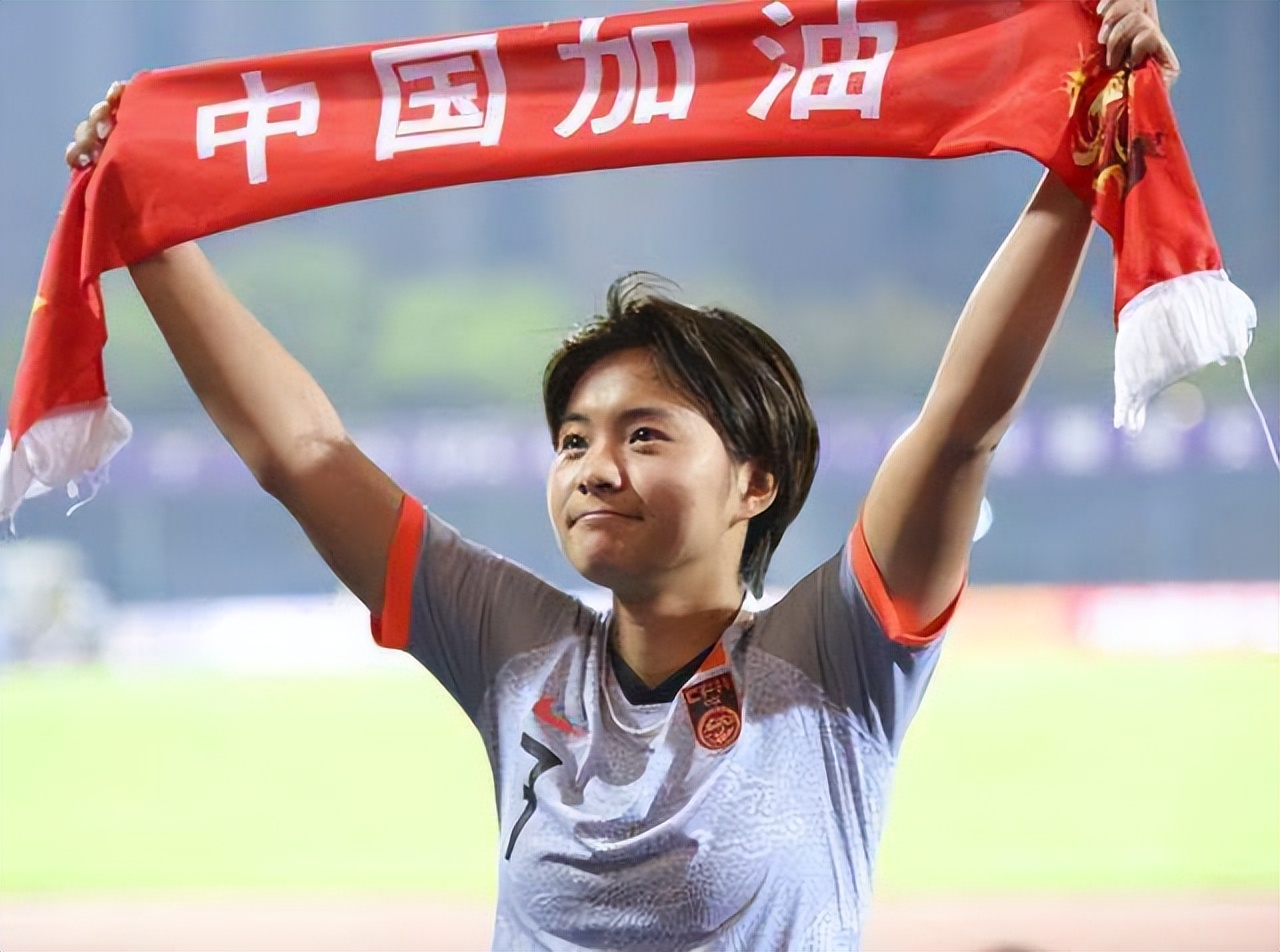 难忘瞬间！中国女足叱咤风云再夺冠的简单介绍