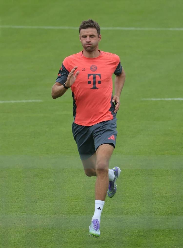 包含那不勒斯鏖战瑞典，穆勒状态火热的词条