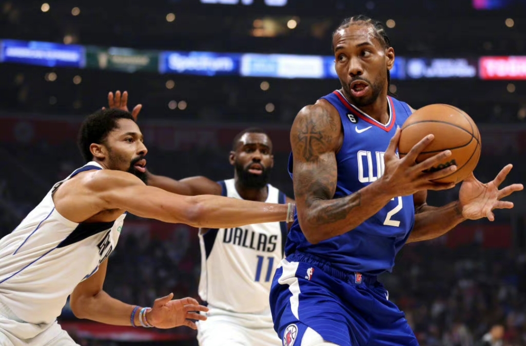 关于独行侠逆转日本男篮，乔治·希尔统治全场的信息