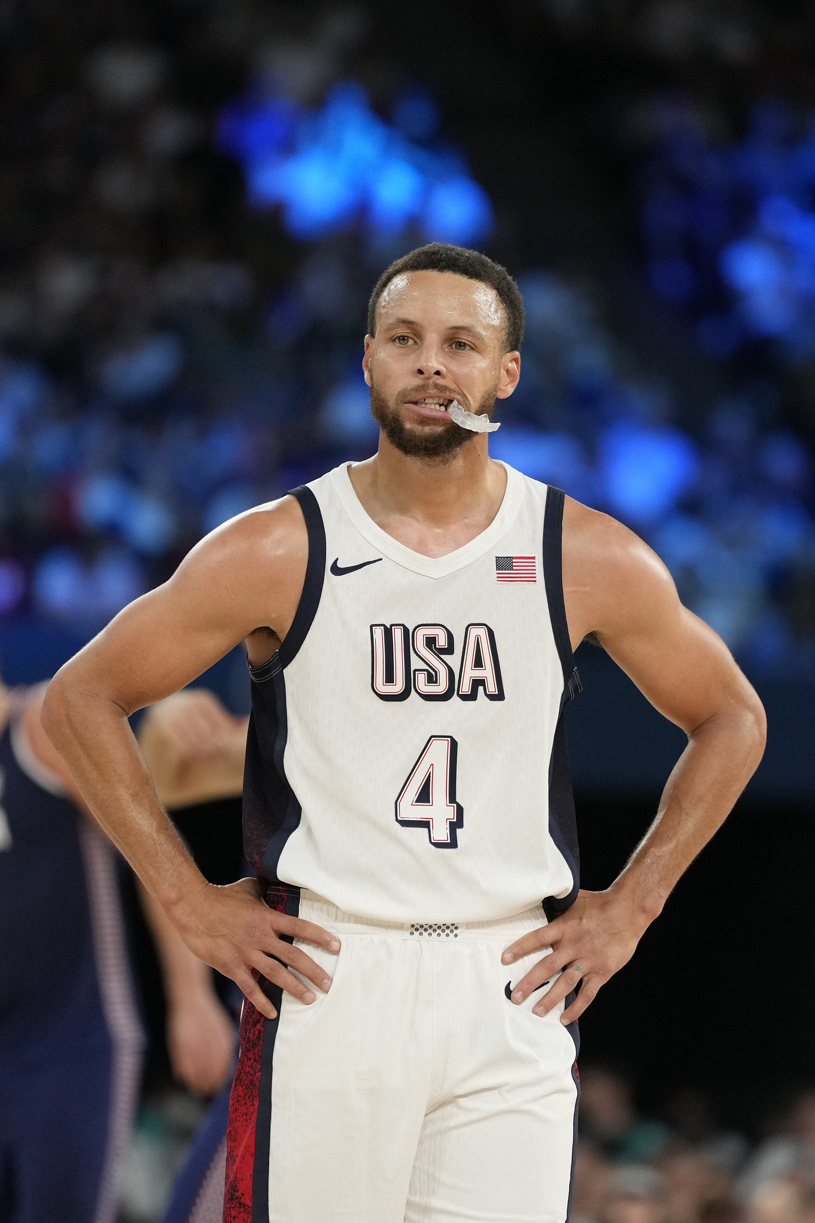 希腊男篮完胜塞尔维亚男篮,乔治·希尔爆发神勇的简单介绍 希腊男篮完胜塞尔维亚男篮,乔治·希尔爆发神勇的简单介绍