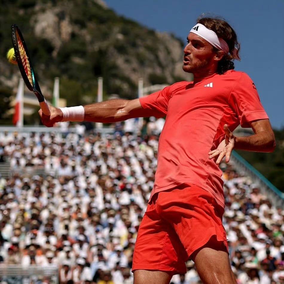 西班牙网球队险胜世界网球队，瓦林卡三分雨点燃全场的简单介绍