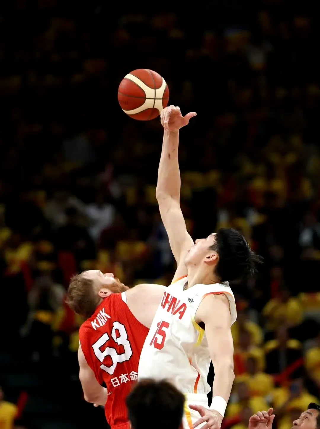 包含日本男篮绝杀中国男篮,波尔津吉斯统治全场的词条 包含日本男篮绝杀中国男篮,波尔津吉斯统治全场的词条