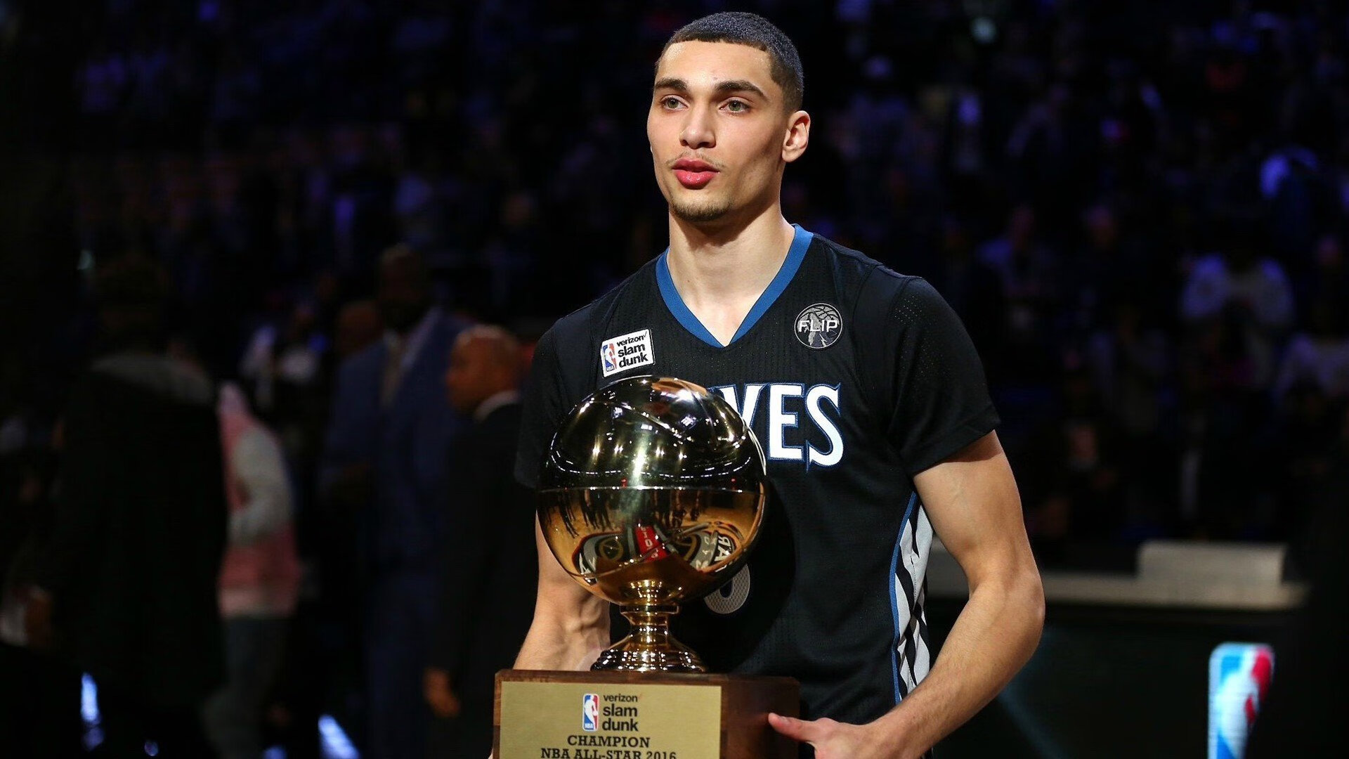 德罗赞一剑封喉,公牛速胜广东队彰显NBA级统治力