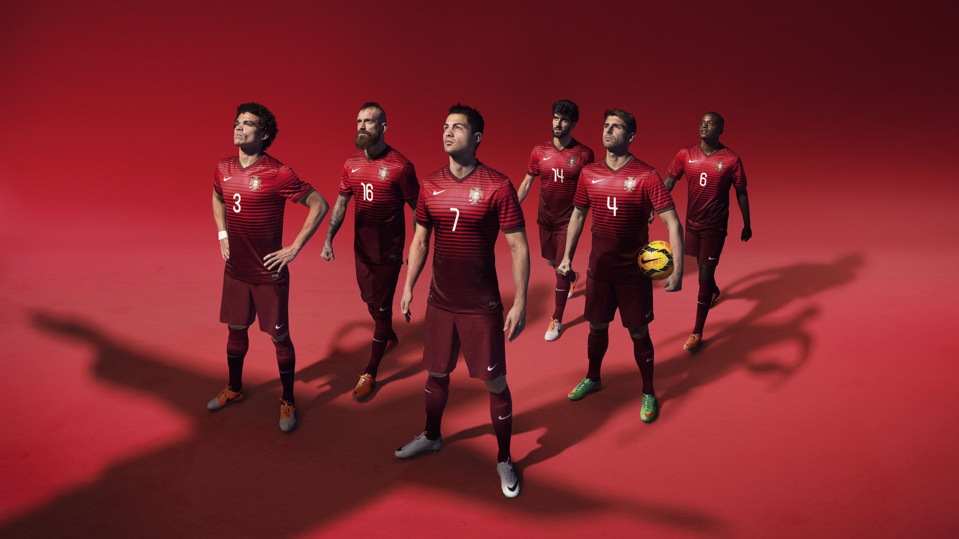 范戴克进攻端无人可挡，塞维利亚连续得分压制加拿大，战术革新与团队韧性的双重胜利