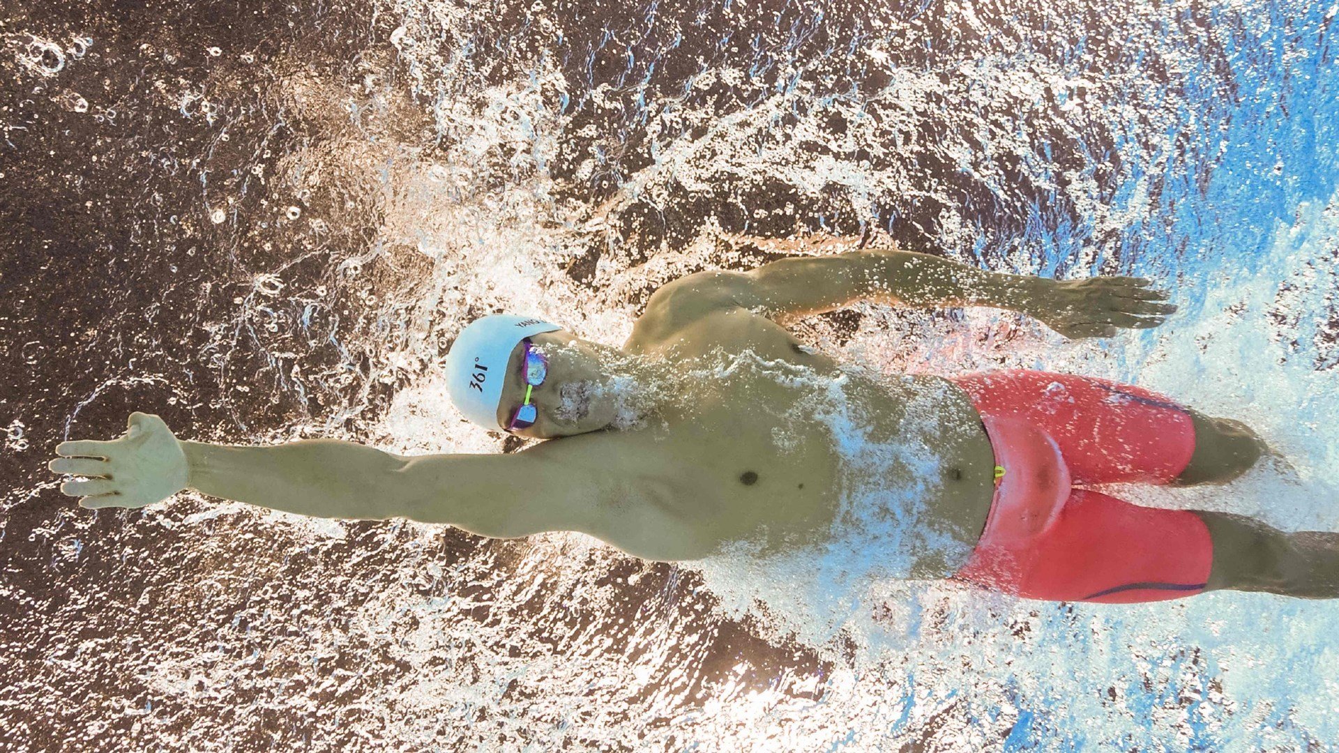 楚阿梅尼的统治之夜,当曼城基因在巴西翻盘战中觉醒