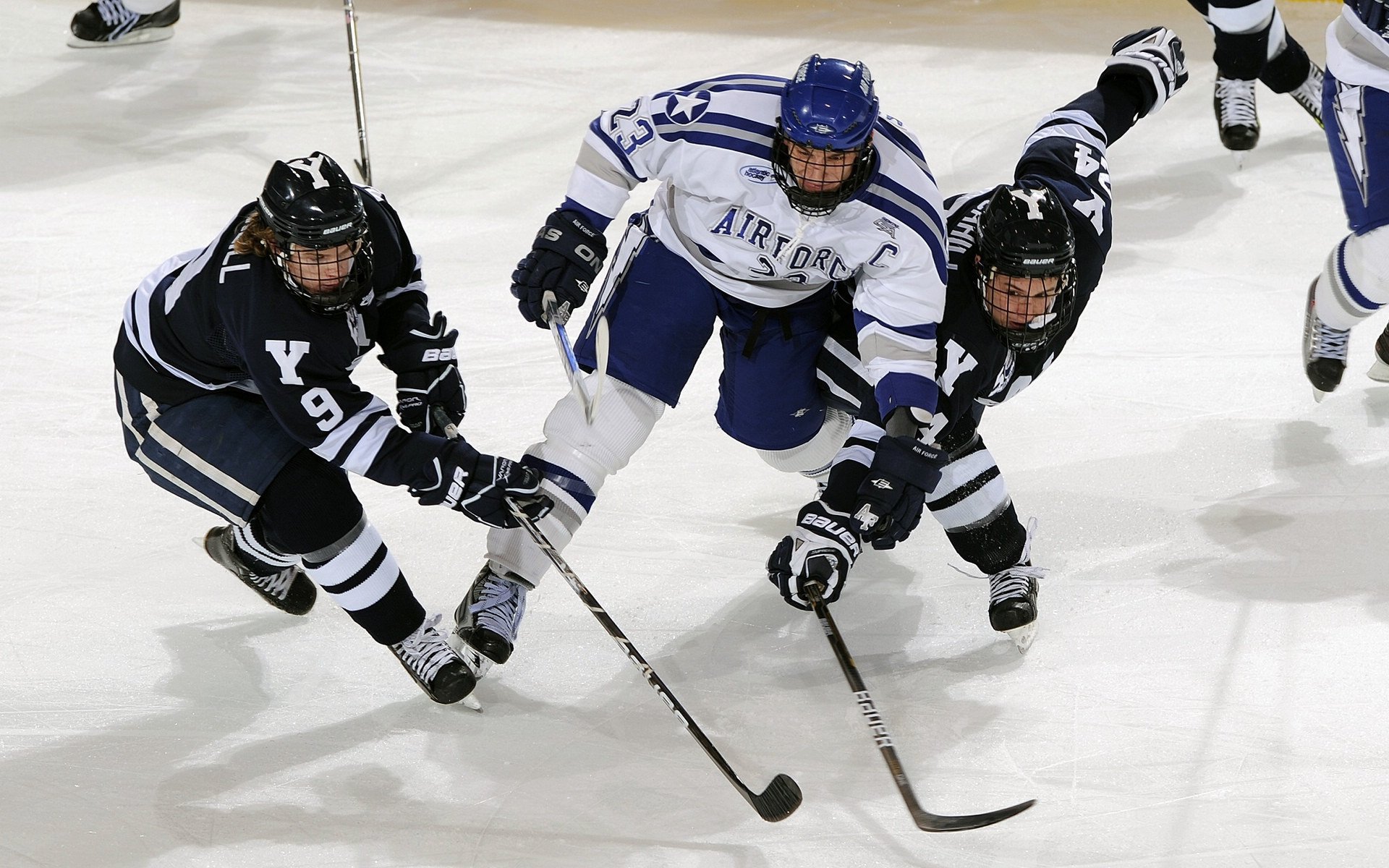 当绝杀成为一面镜子，王皓的惊艳与英格兰的终场哨